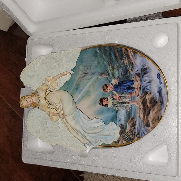 Guardian Angel Plate - Picture 4 of 8